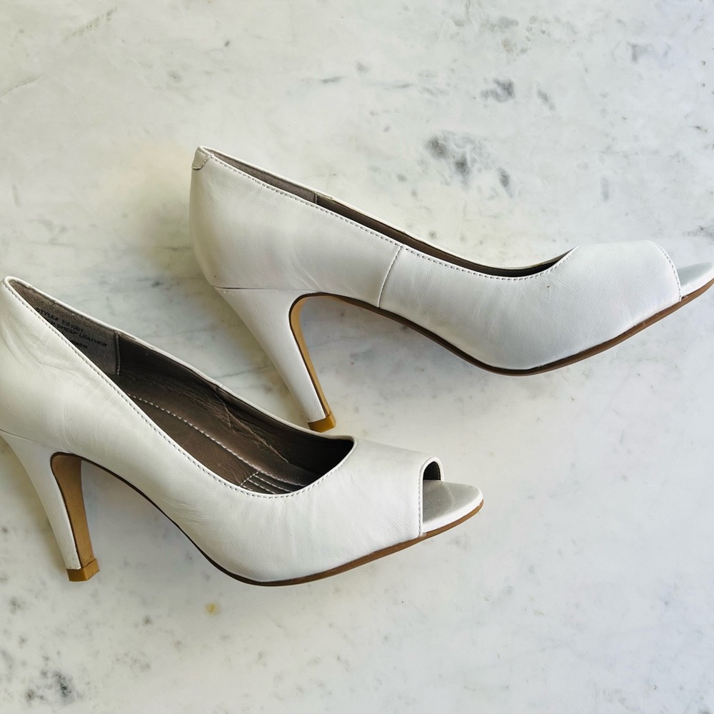 Easy Spririt Peep Toe Heels